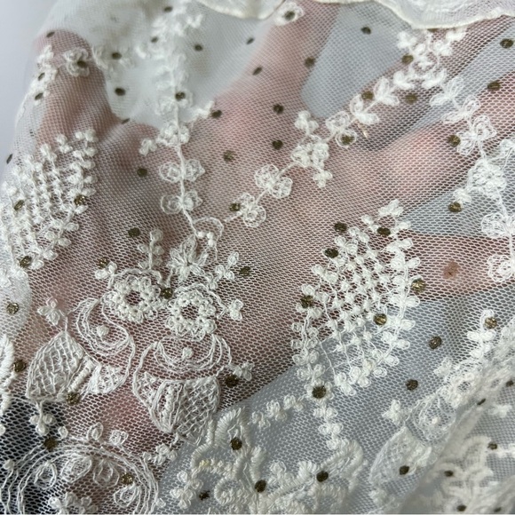 Abercrombie & Fitch sleeveless lace sheer top with bow on the back Sz M - Picture 2 of 5